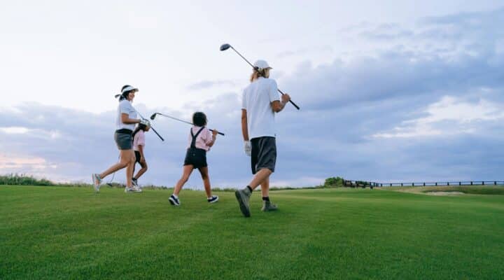 Best Golf Belts for Men: Style and Function on the Course